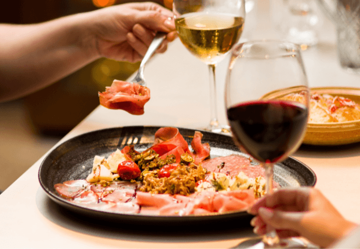 Comer é se entregar e se deixar transformar